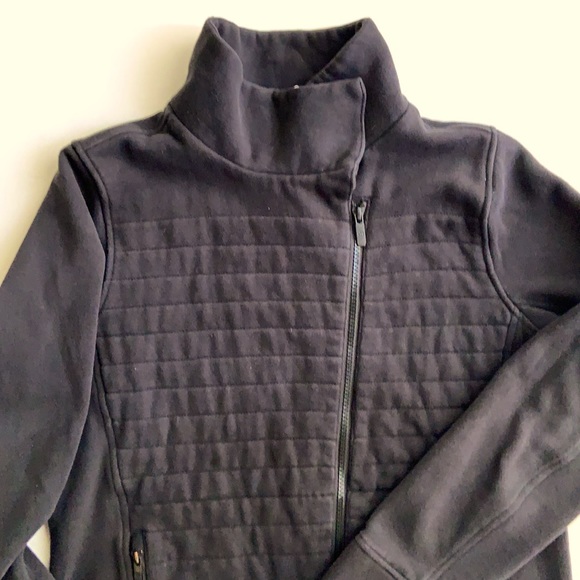 Lululemon diagonal Zip Quilted Moto Fleece Jacket - Picture 4 of 7